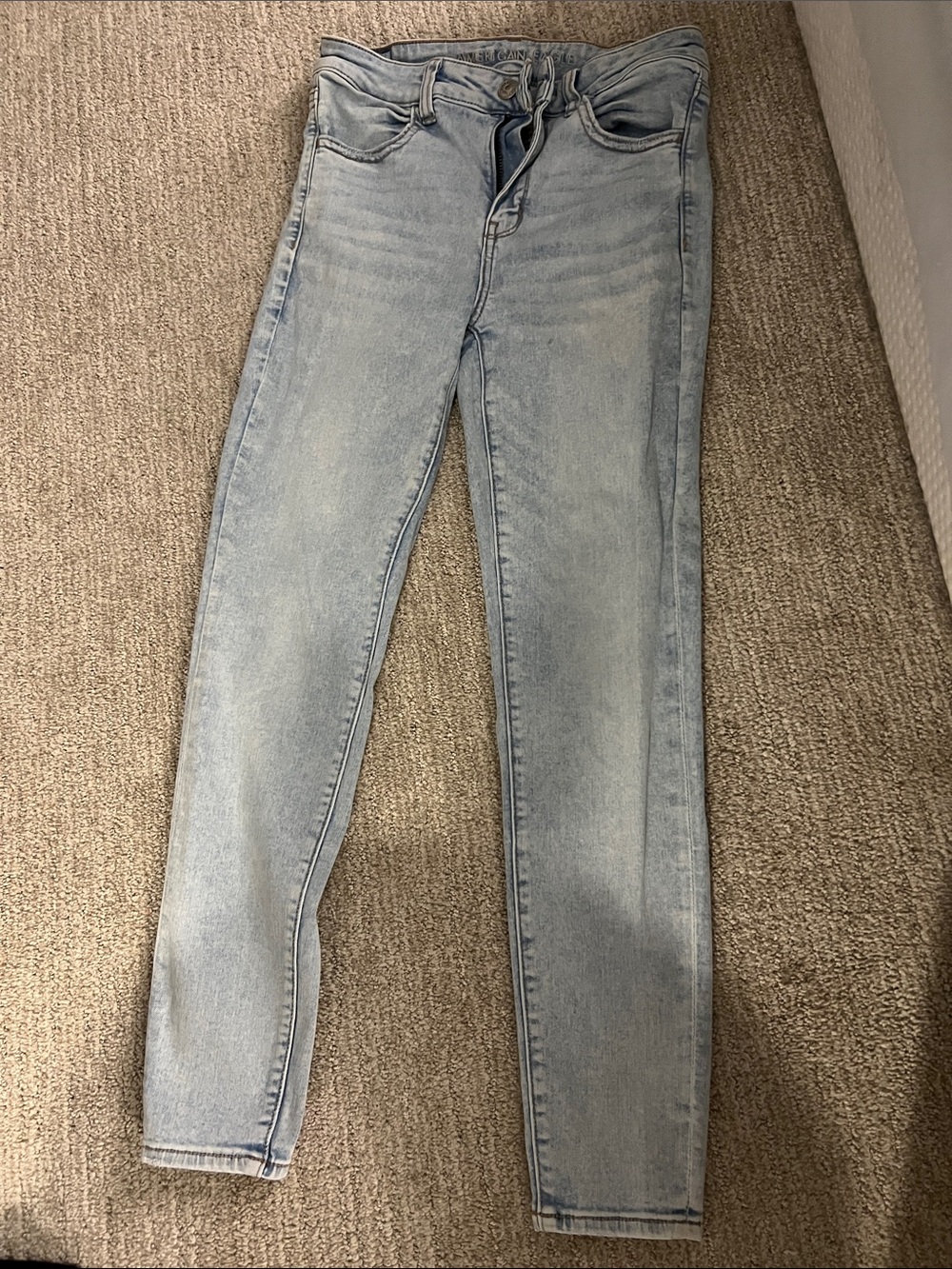 American Eagle Outfitters Light Blue Skinny Jeans